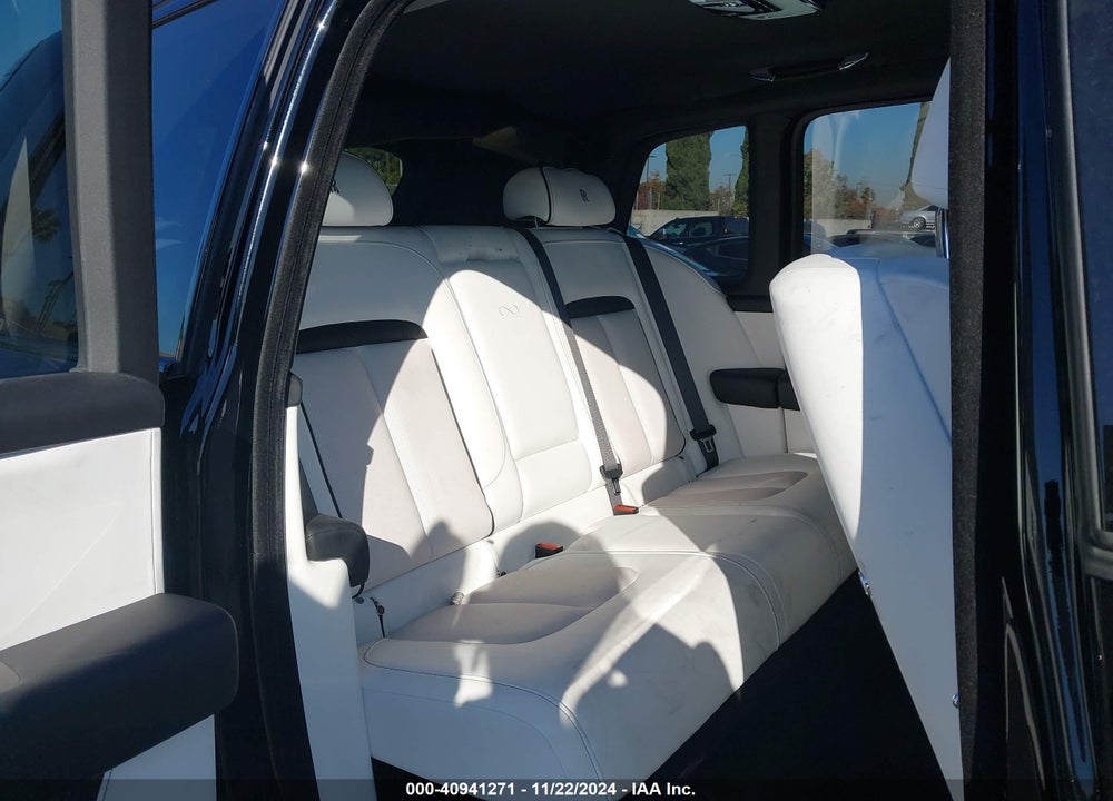 2023 ROLLS-ROYCE CULLINAN VIN: SLATV8C02PU215141