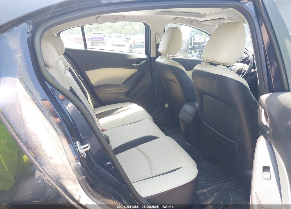 2016 MAZDA 3 S GRAND TOURING VIN: JM1BM1N39G1337681