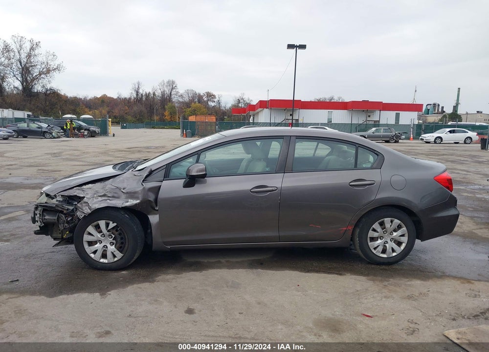 2012 HONDA CIVIC LX VIN: 19XFB2F56CE373879