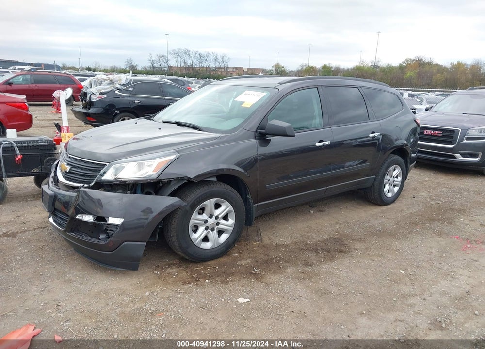 2015 CHEVROLET TRAVERSE LS VIN: 1GNKVFED0FJ282465
