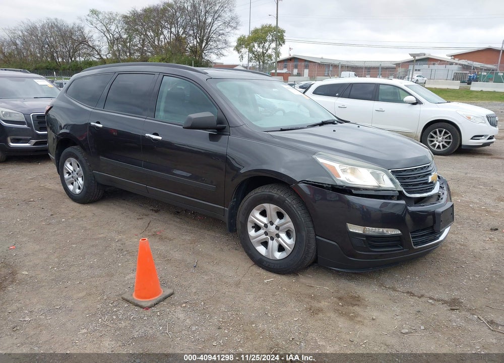 2015 CHEVROLET TRAVERSE LS VIN: 1GNKVFED0FJ282465