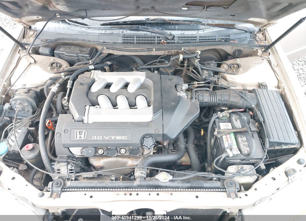 2001 HONDA ACCORD 3.0 EX VIN: 1HGCG16501A043736