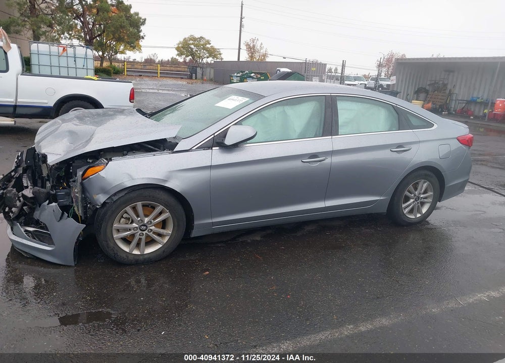2016 HYUNDAI SONATA SE VIN: 5NPE24AF5GH400224