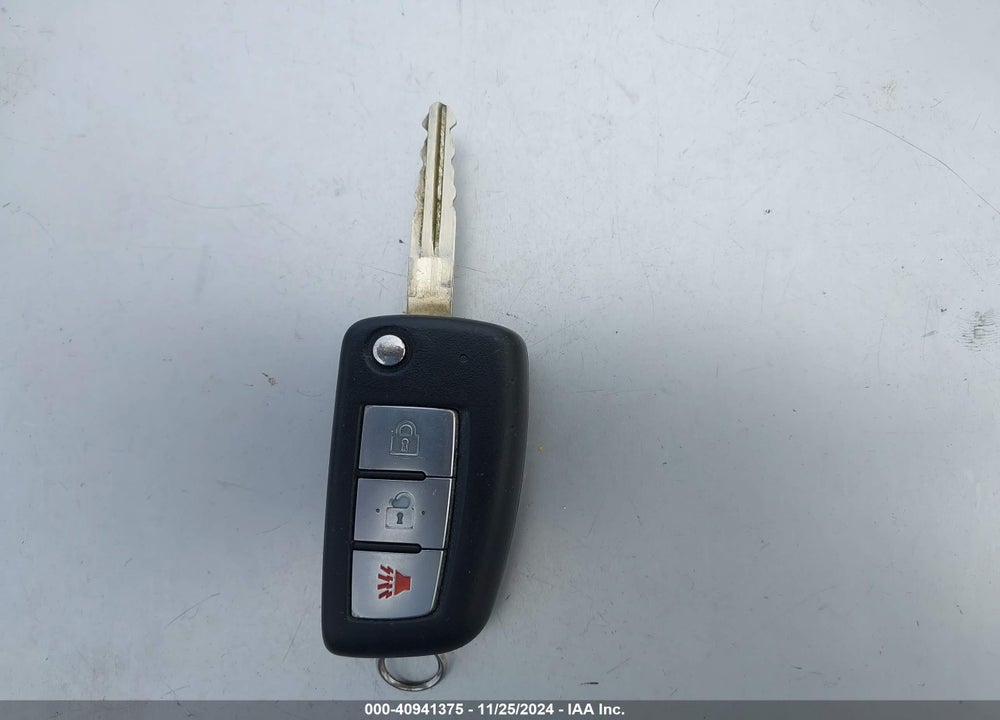 2014 NISSAN ROGUE S VIN: 5N1AT2MV3EC781479