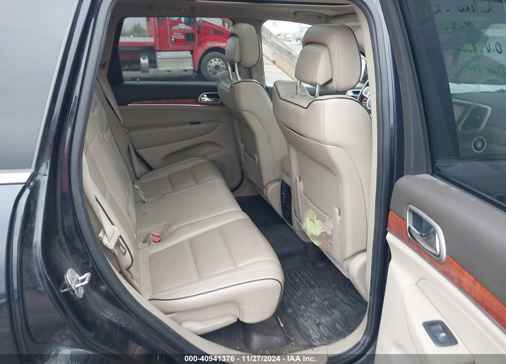 2011 JEEP GRAND CHEROKEE OVERLAND VIN: 1J4RR6GT7BC539646