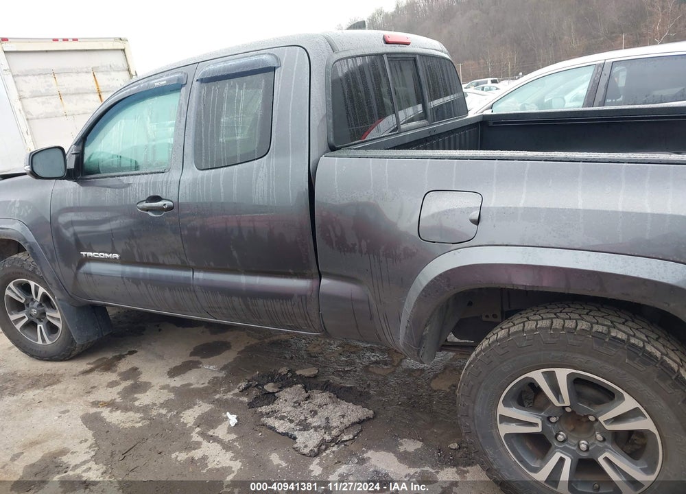 2017 TOYOTA TACOMA TRD SPORT VIN: 5TFSZ5AN0HX099699