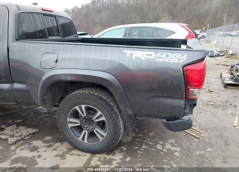2017 TOYOTA TACOMA TRD SPORT VIN: 5TFSZ5AN0HX099699