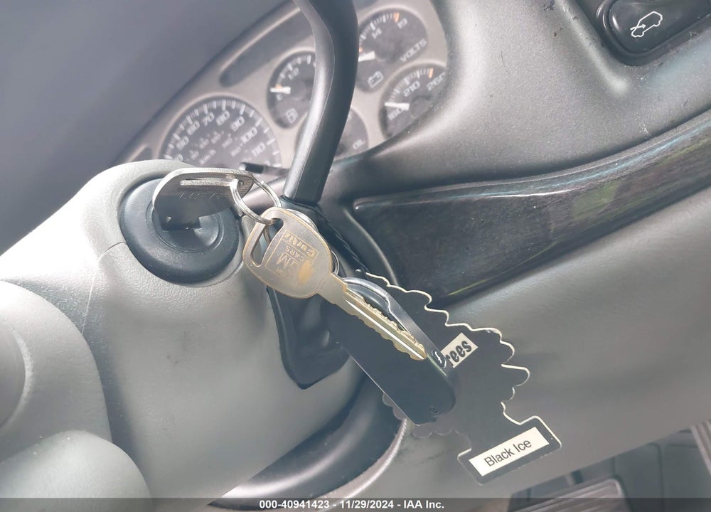 2002 GMC YUKON XL 1500 DENALI VIN: 1GKFK66U82J329757