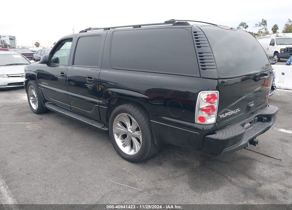 2002 GMC YUKON XL 1500 DENALI VIN: 1GKFK66U82J329757