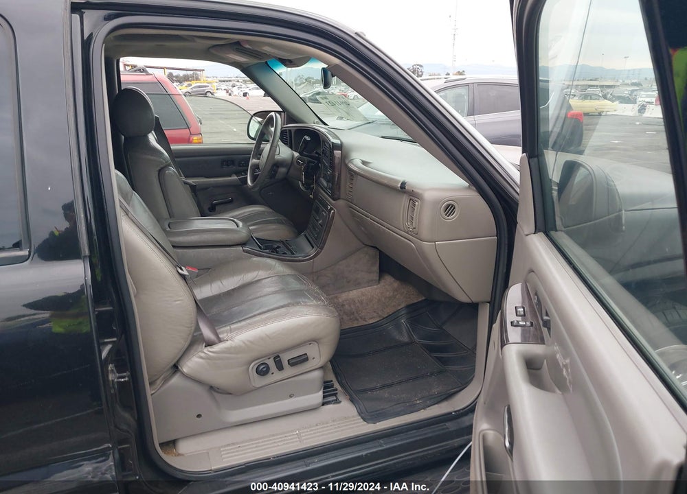 2002 GMC YUKON XL 1500 DENALI VIN: 1GKFK66U82J329757