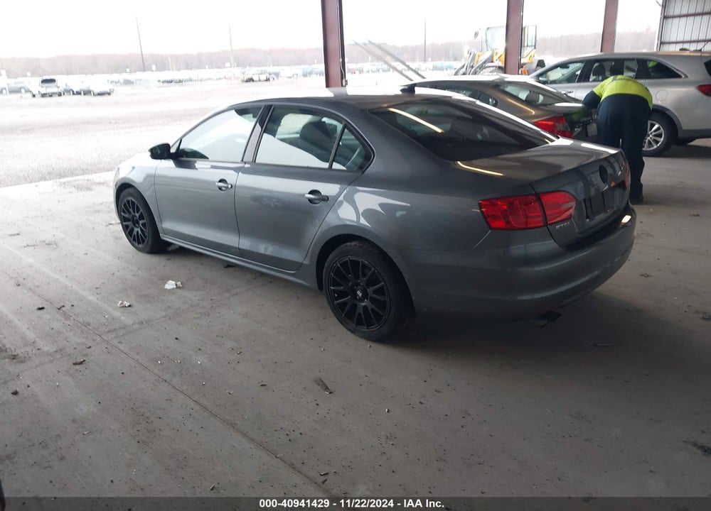 2014 VOLKSWAGEN JETTA 1.8T SE VIN: 3VWD17AJ3EM245259