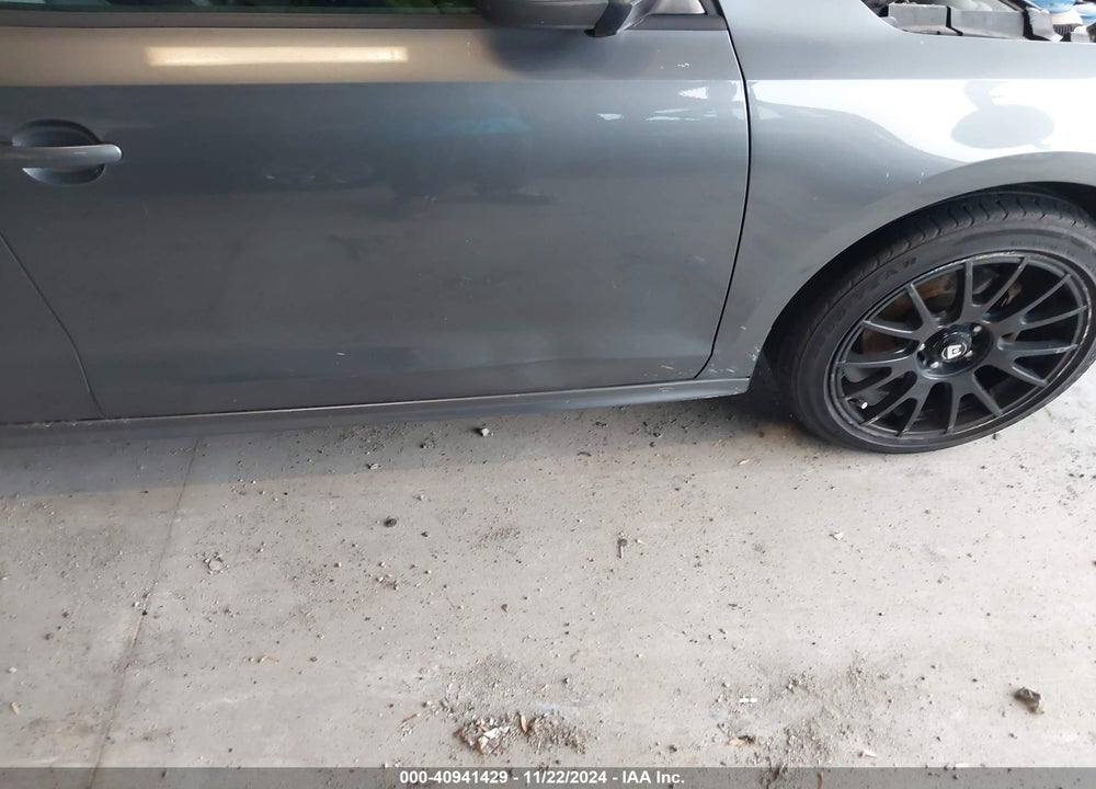 2014 VOLKSWAGEN JETTA 1.8T SE VIN: 3VWD17AJ3EM245259