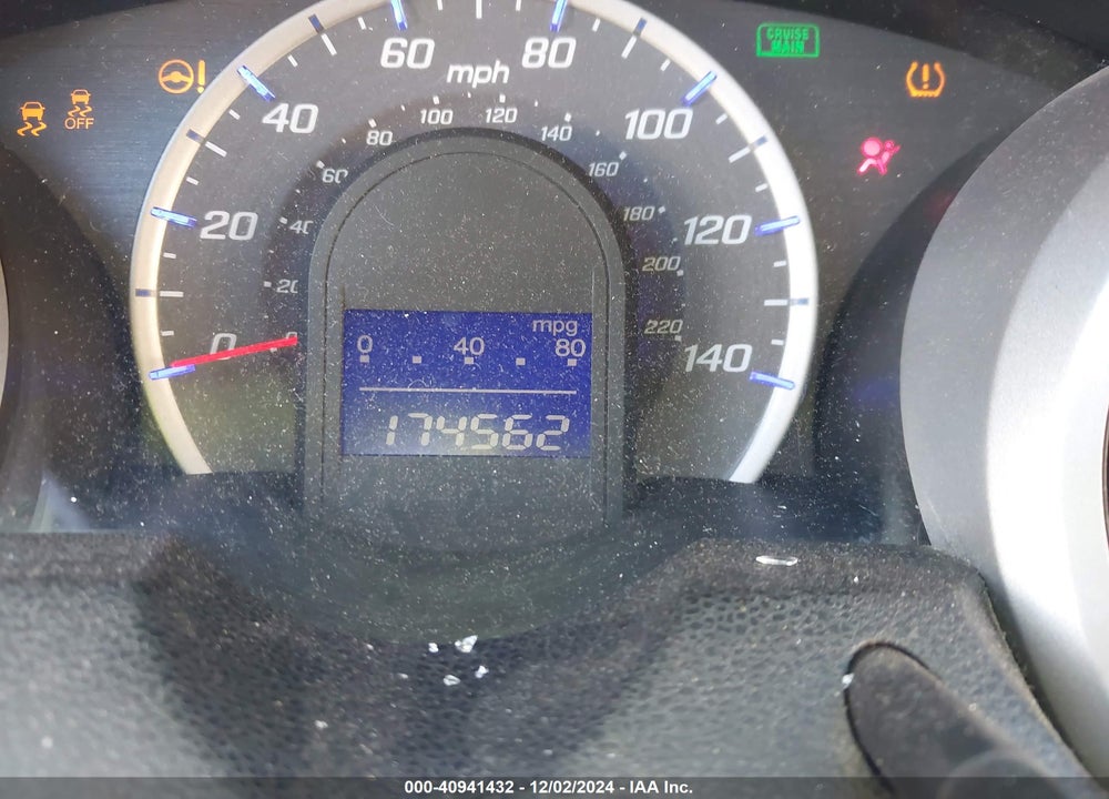 2013 HONDA FIT VIN: JHMGE8H33DC064114