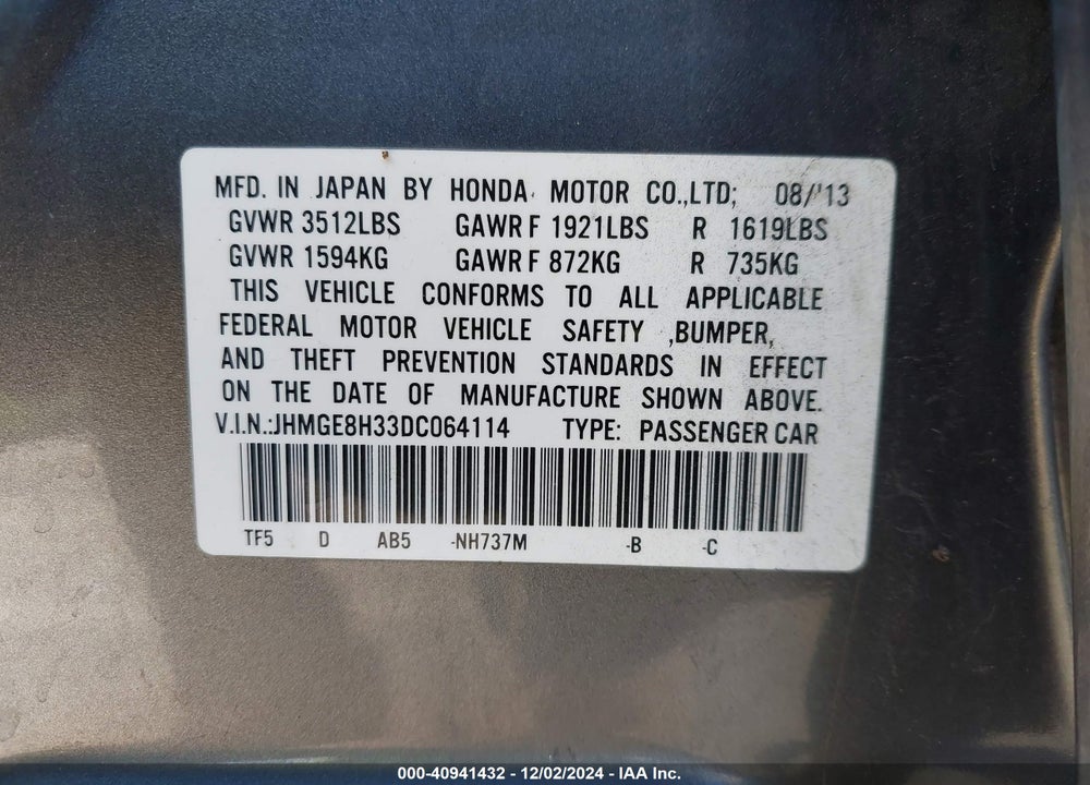 2013 HONDA FIT VIN: JHMGE8H33DC064114