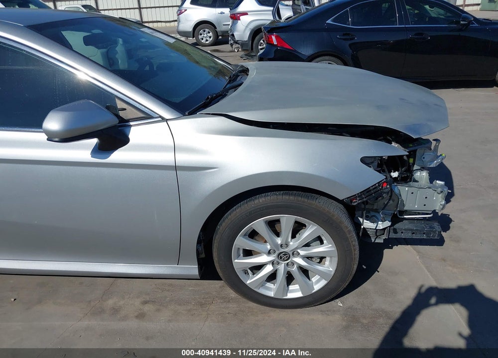 2020 TOYOTA CAMRY LE VIN: 4T1C11AK8LU359038