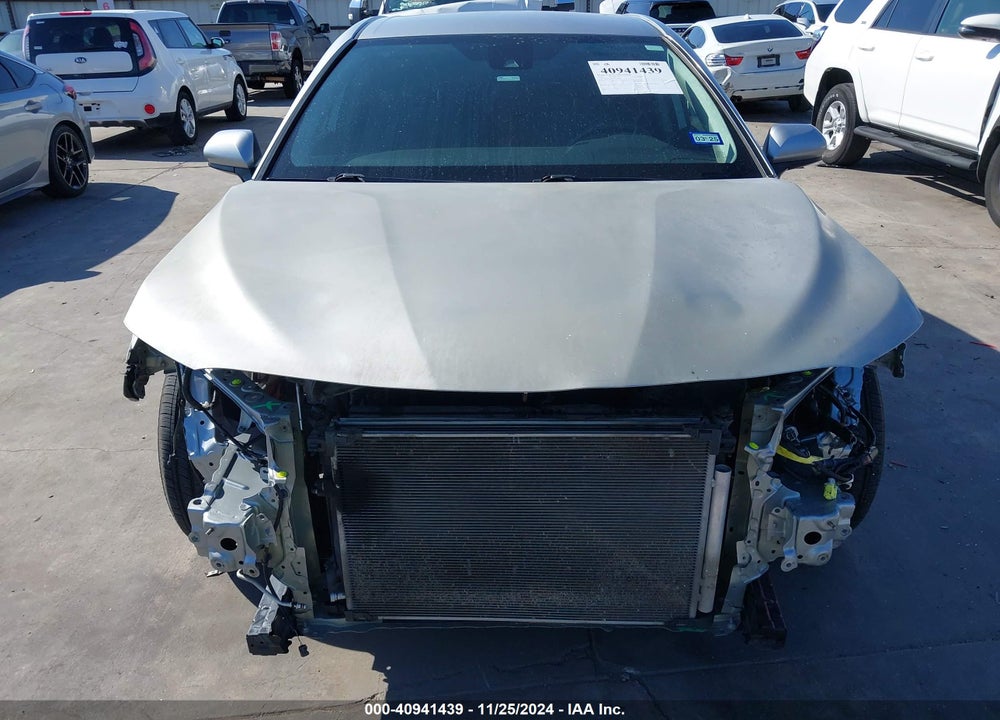 2020 TOYOTA CAMRY LE VIN: 4T1C11AK8LU359038