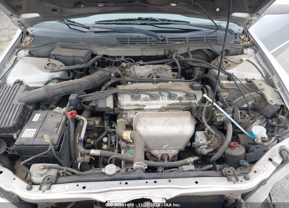 2001 HONDA ACCORD 2.3 LX VIN: JHMCG665X1C014422