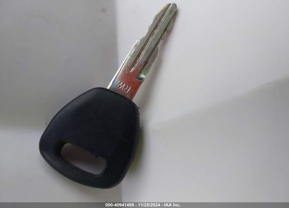 2001 HONDA ACCORD 2.3 LX VIN: JHMCG665X1C014422