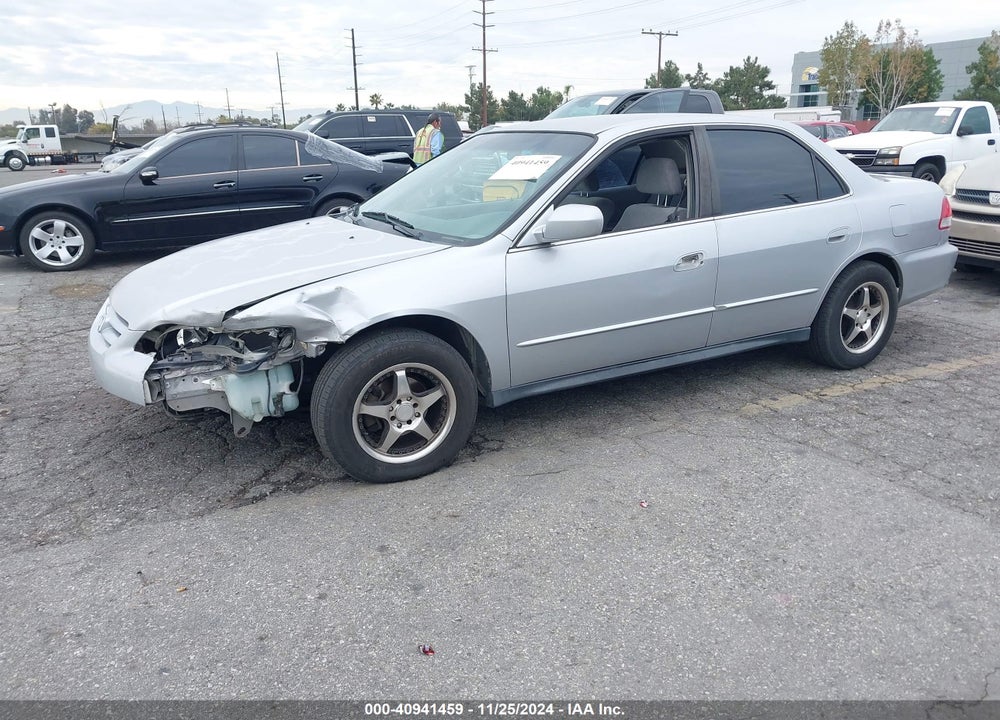 2001 HONDA ACCORD 2.3 LX VIN: JHMCG665X1C014422