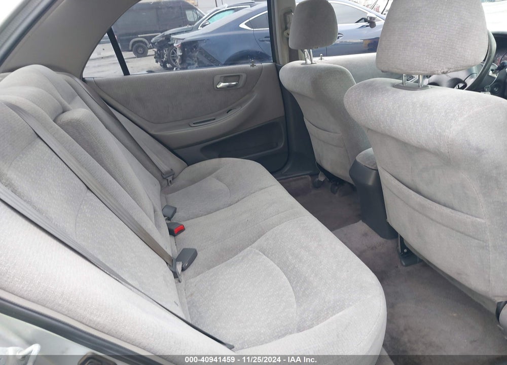 2001 HONDA ACCORD 2.3 LX VIN: JHMCG665X1C014422