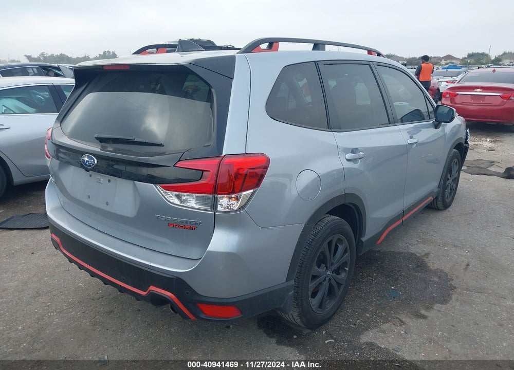 2024 SUBARU FORESTER VIN: JF2SKAGC4RH493447