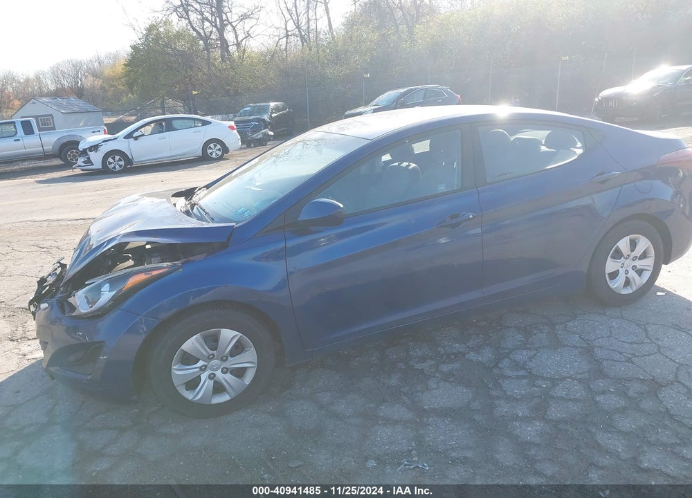 2016 HYUNDAI ELANTRA SE VIN: 5NPDH4AE8GH713947