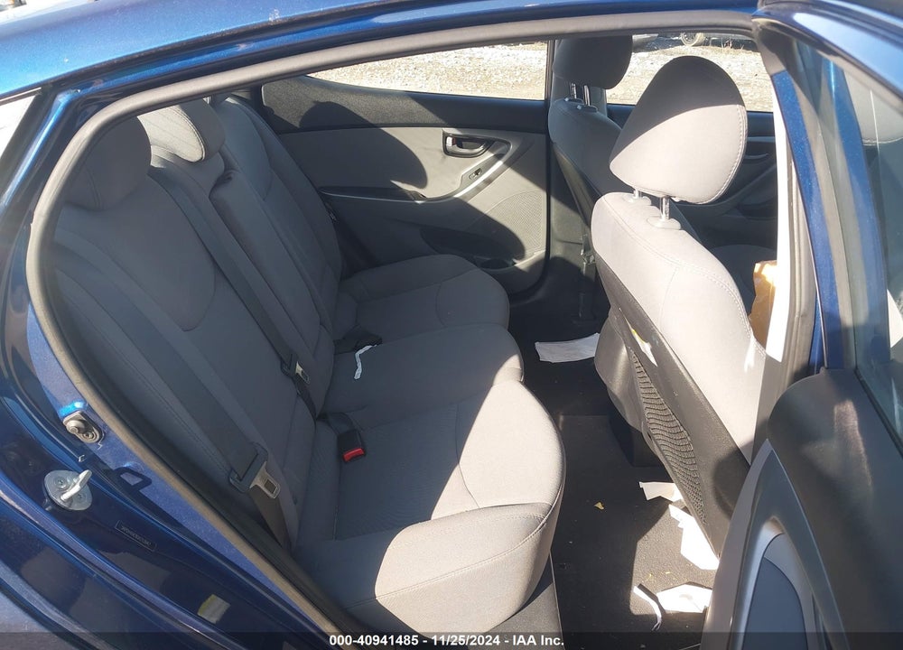 2016 HYUNDAI ELANTRA SE VIN: 5NPDH4AE8GH713947