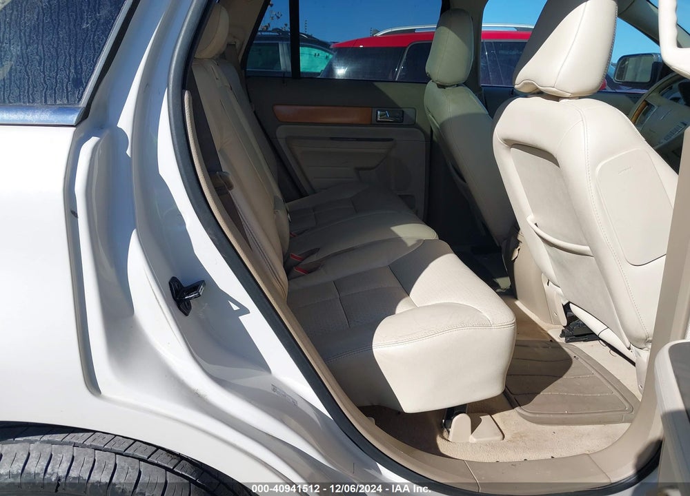 2007 LINCOLN MKX VIN: 2LMDU68C47BJ31352