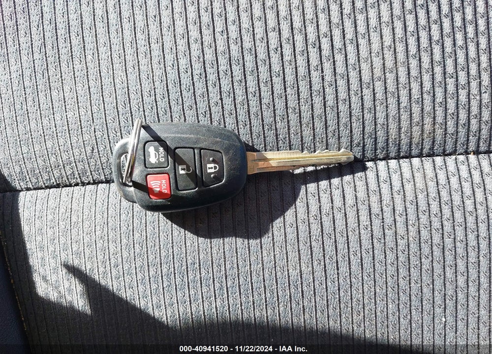2016 TOYOTA CAMRY SE VIN: 4T1BF1FK9GU165310