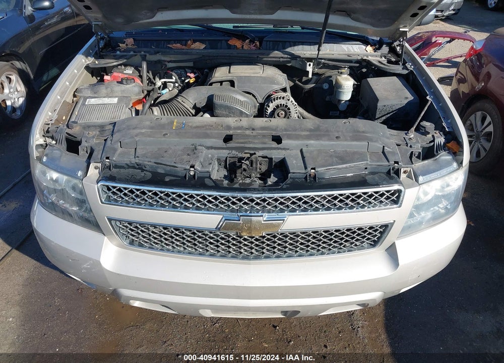 2008 CHEVROLET SUBURBAN 1500 LTZ VIN: 1GNFK16328J244807