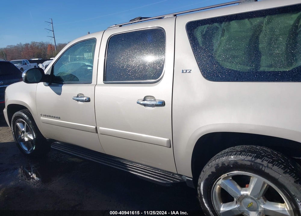 2008 CHEVROLET SUBURBAN 1500 LTZ VIN: 1GNFK16328J244807