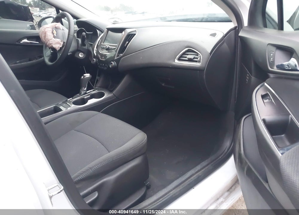 2017 CHEVROLET CRUZE LT AUTO VIN: 1G1BE5SM7H7248975