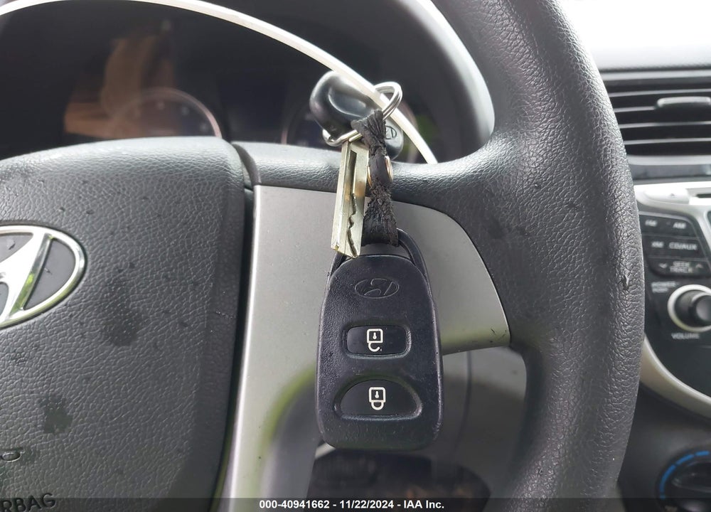 2013 HYUNDAI ACCENT GLS VIN: KMHCT4AE7DU577494