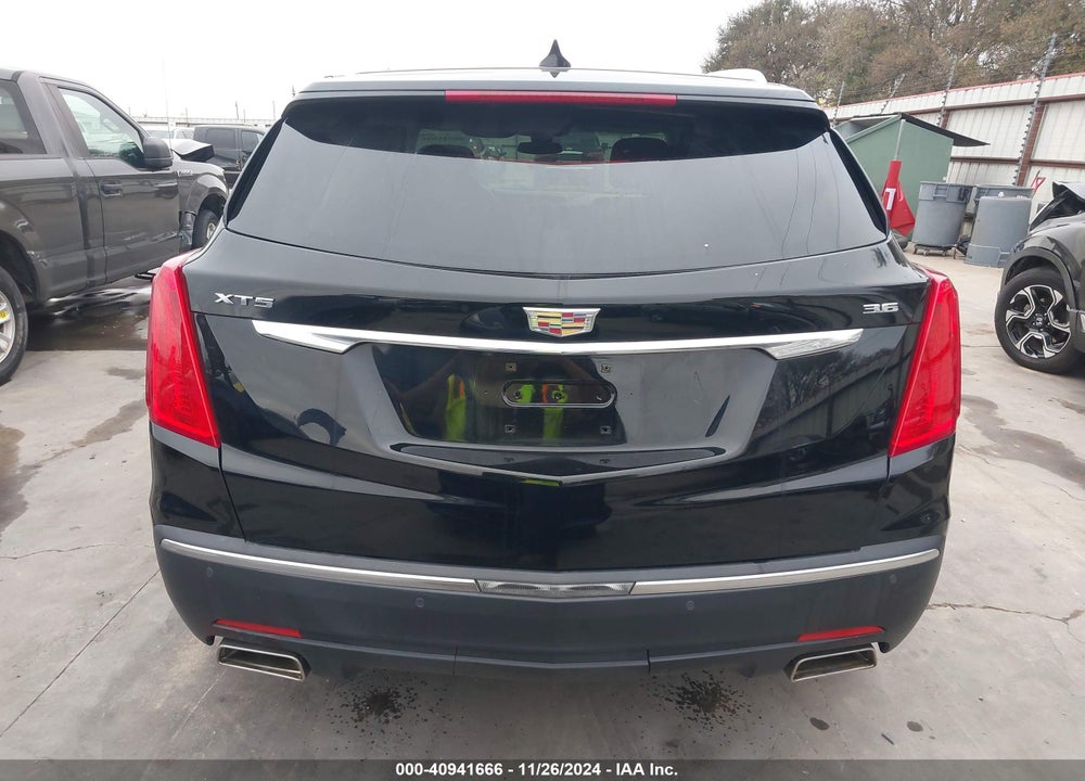 2017 CADILLAC XT5 LUXURY VIN: 1GYKNBRSXHZ247957