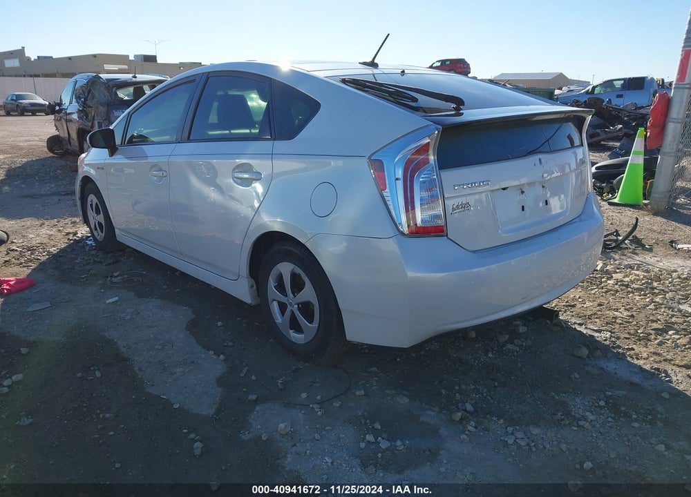 2015 TOYOTA PRIUS VIN: JTDKN3DU2F0432493