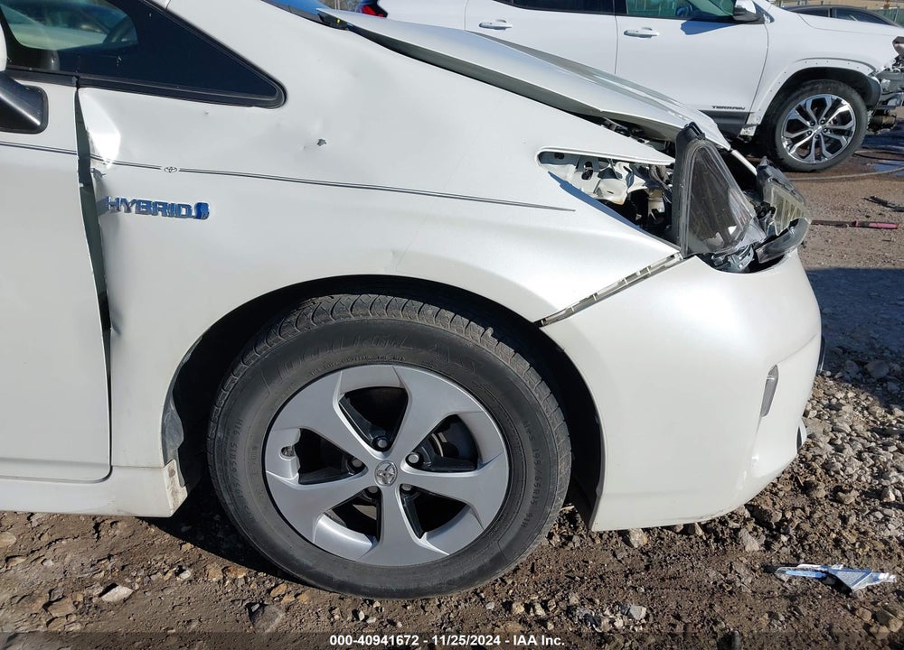 2015 TOYOTA PRIUS VIN: JTDKN3DU2F0432493