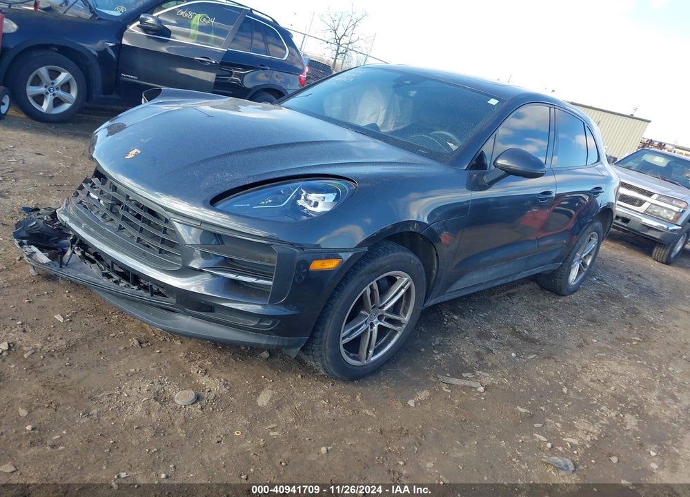 2021 PORSCHE MACAN VIN: WP1AA2A55MLB10343