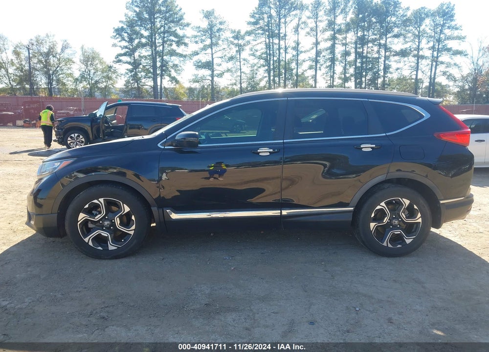 2019 HONDA CR-V TOURING VIN: 7FARW1H98KE014879