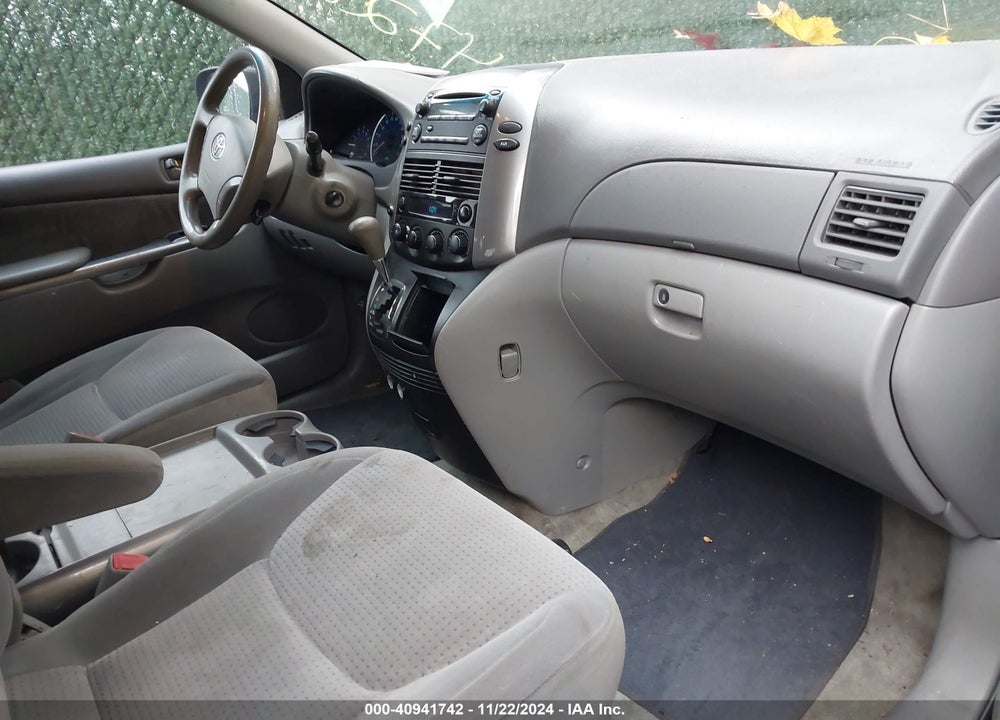 2006 TOYOTA SIENNA LE VIN: 5TDZA23C76S472210