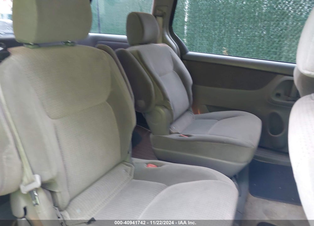 2006 TOYOTA SIENNA LE VIN: 5TDZA23C76S472210