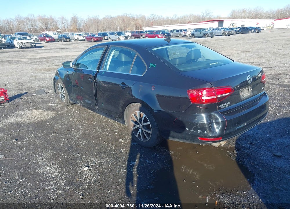 2017 VOLKSWAGEN JETTA 1.4T SE VIN: 3VWB67AJ2HM298211