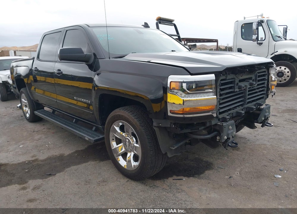 2018 CHEVROLET SILVERADO 1500 LT VIN: 3GCUKRER7JG356577