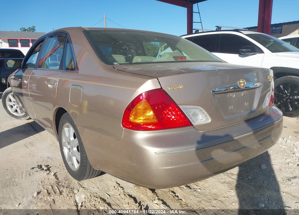 2000 TOYOTA AVALON XLS VIN: 4T1BF28BXYU108814