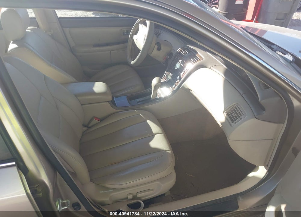 2000 TOYOTA AVALON XLS VIN: 4T1BF28BXYU108814