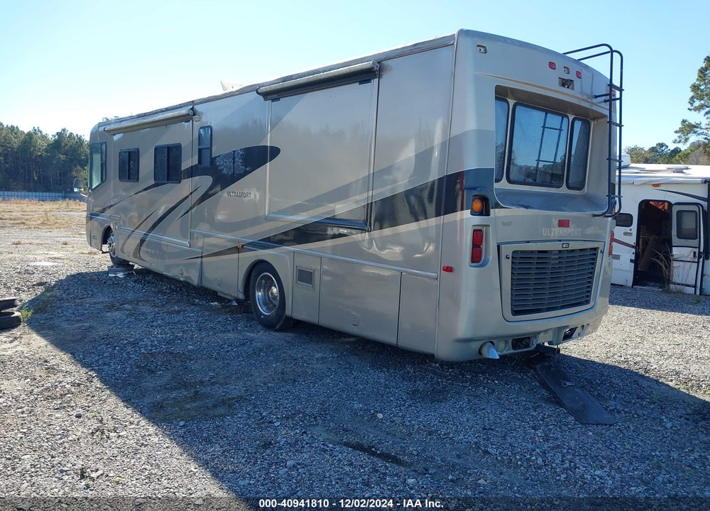 2004 FREIGHTLINER CHASSIS X LINE MOTOR HOME VIN: 4UZAAHDC34CN11092