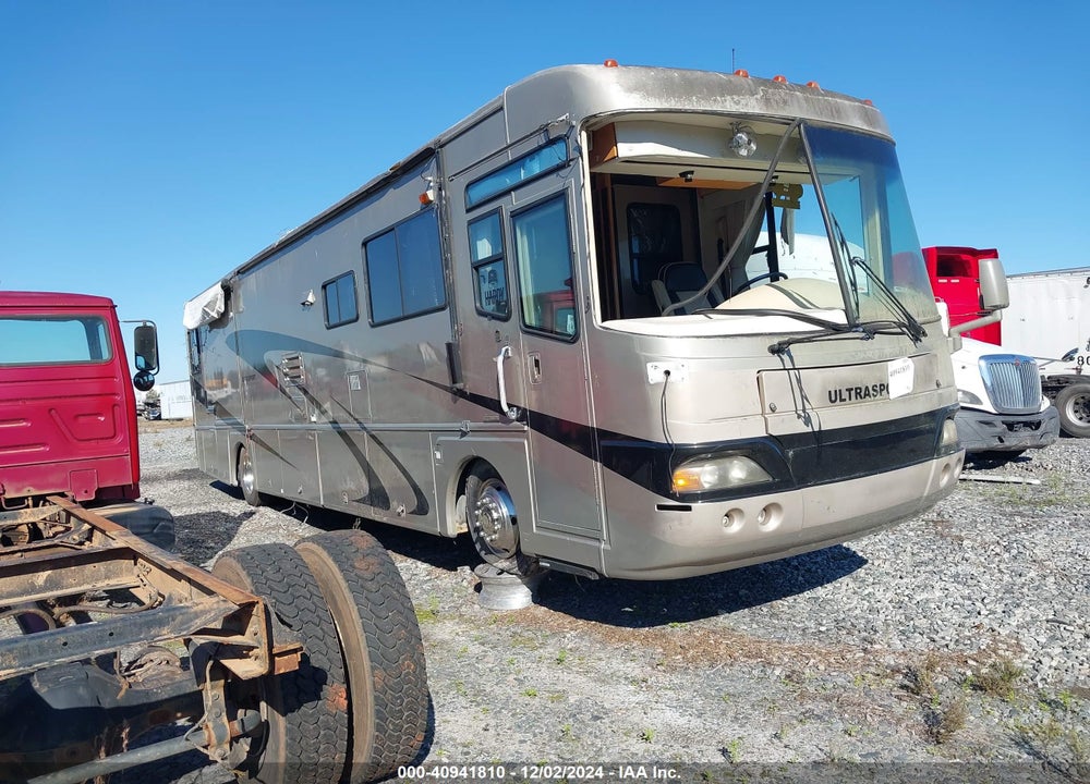 2004 FREIGHTLINER CHASSIS X LINE MOTOR HOME VIN: 4UZAAHDC34CN11092