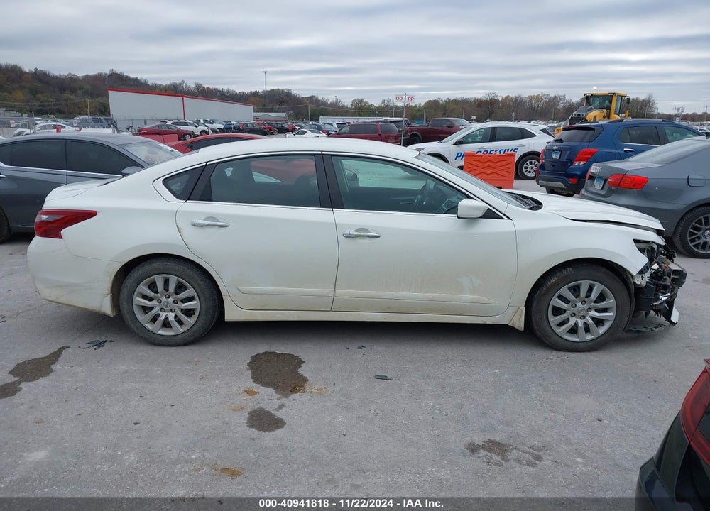 2018 NISSAN ALTIMA VIN: 1N4AL3AP2JC278266