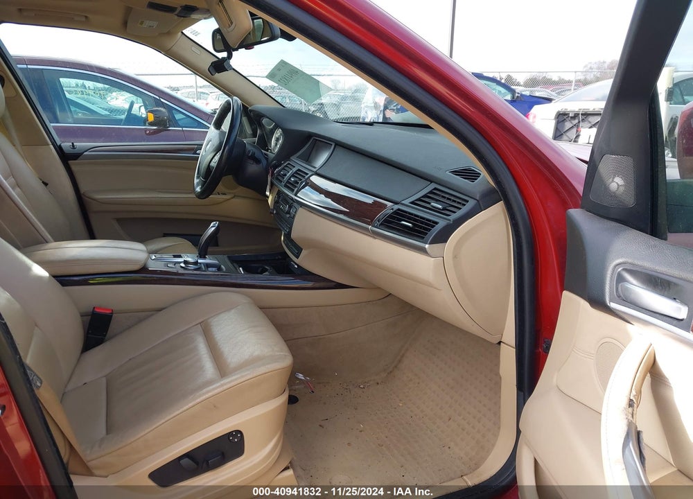 2009 BMW X5 XDRIVE30I VIN: 5UXFE43579L269178
