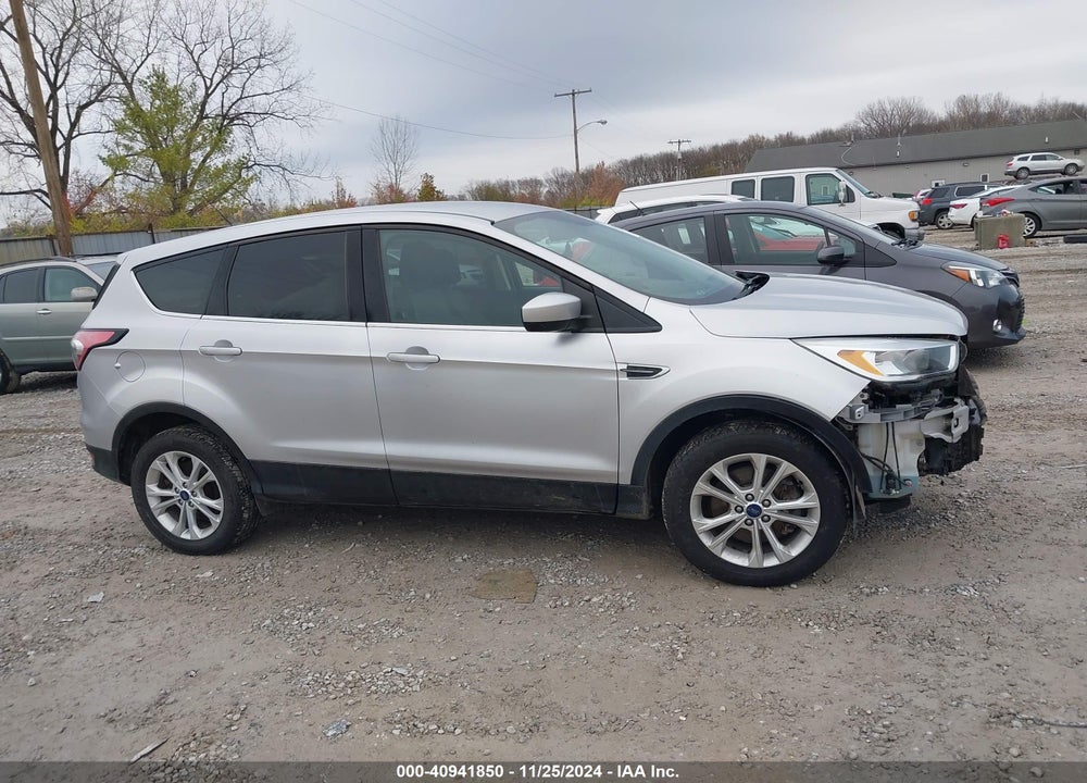 2017 FORD ESCAPE SE VIN: 1FMCU9GD1HUC08936