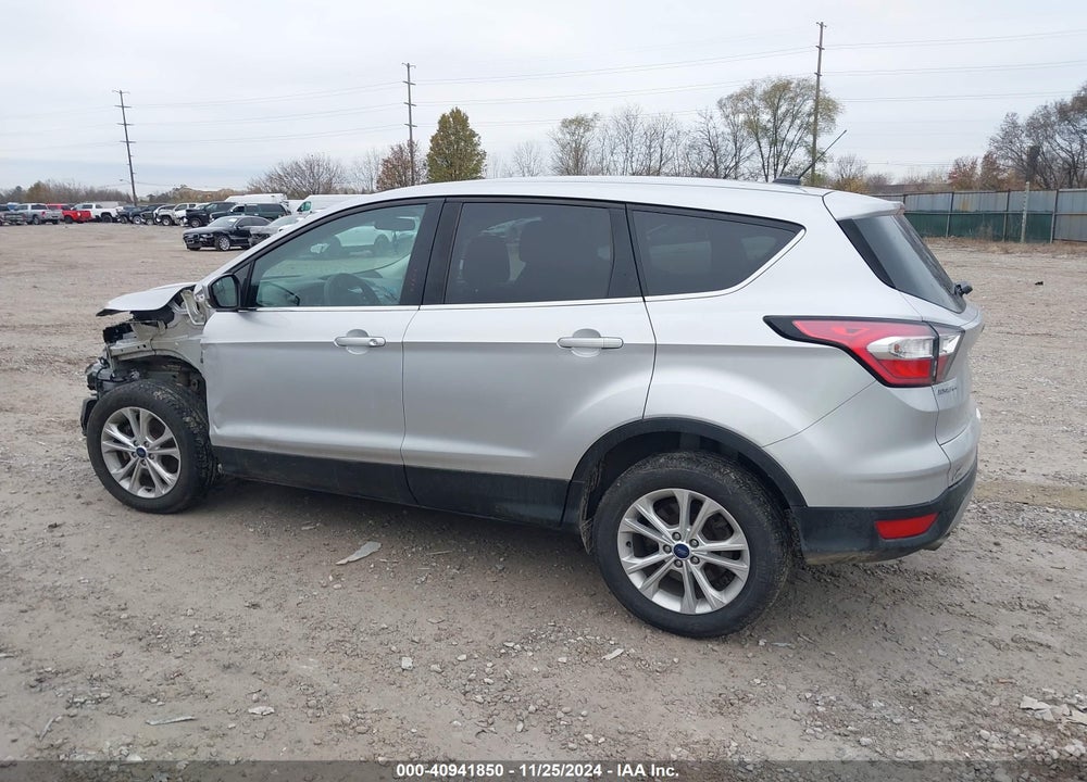 2017 FORD ESCAPE SE VIN: 1FMCU9GD1HUC08936